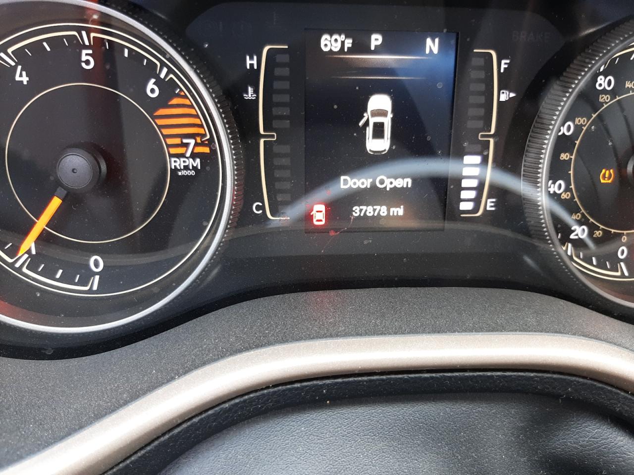 Photo 8 from auction – 2017 JEEP CHEROKEE L with VIN 1C4PJMCB2HD230174