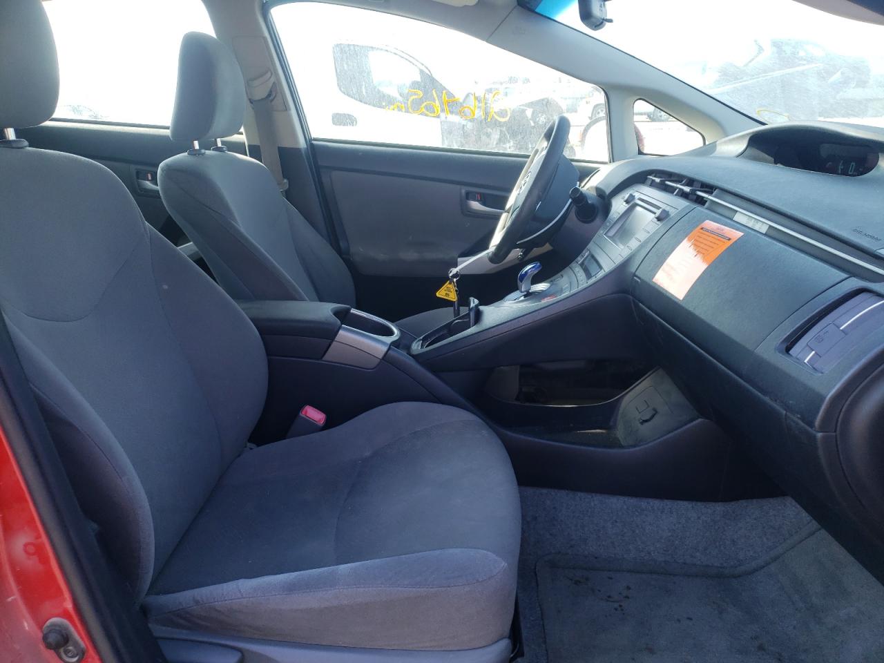 Photo 5 from auction – 2013 TOYOTA PRIUS with VIN JTDKN3DUXD1617592