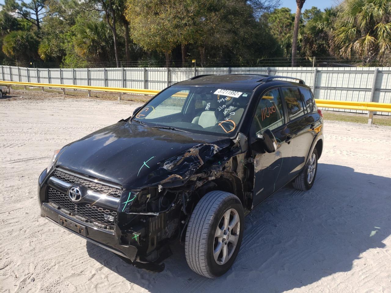 Photo 9 from auction – 2011 TOYOTA RAV4 LIMIT with VIN 2T3DK4DV8BW054234