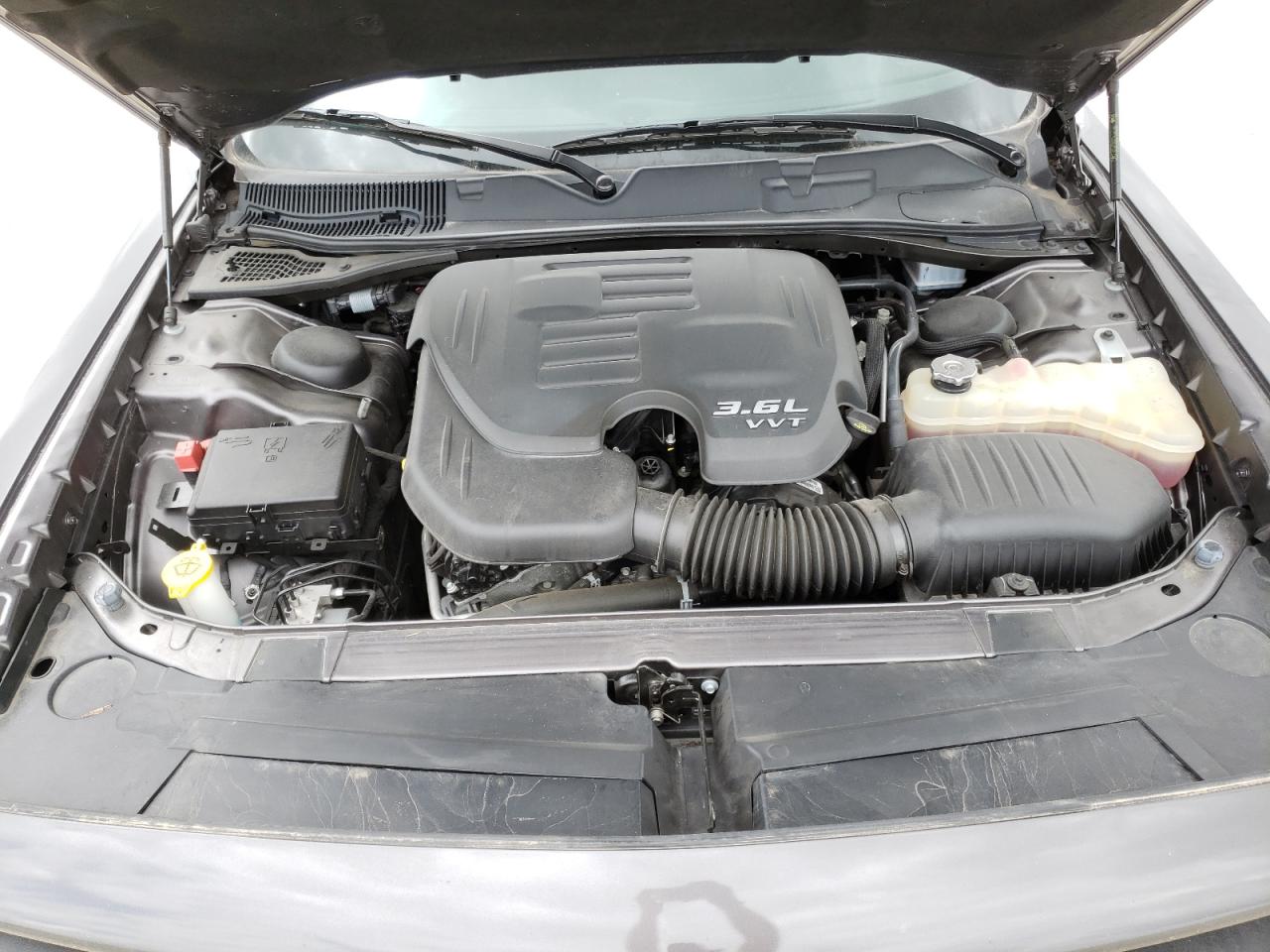 Photo 7 from auction – 2019 DODGE CHALLENGER with VIN 2C3CDZJG3KH596662