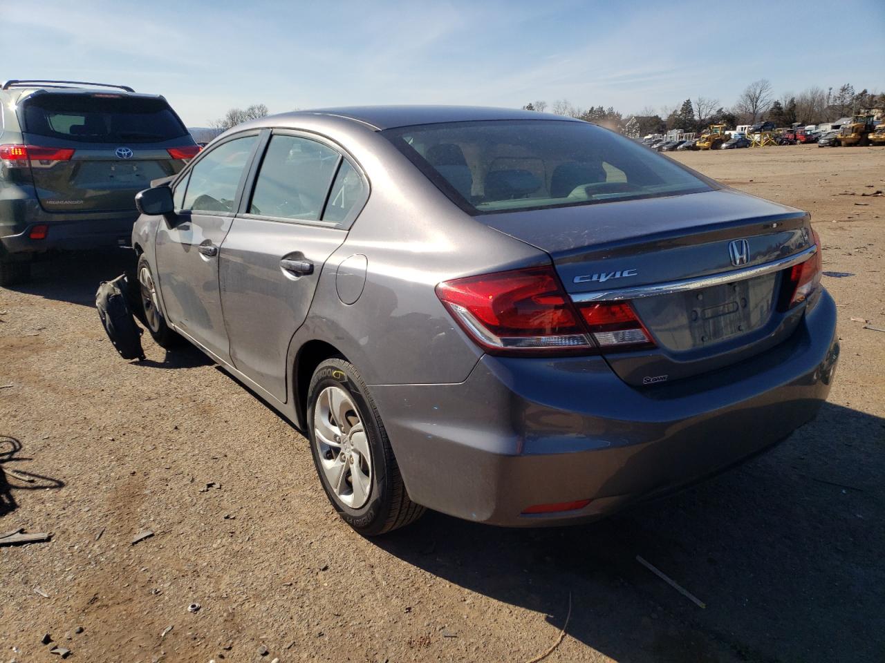 Photo 3 from auction – 2014 HONDA CIVIC LX with VIN 19XFB2F5XEE220621