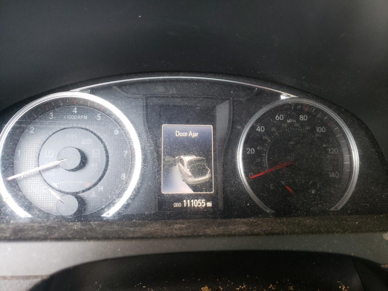 Photo 8 from auction – 2015 TOYOTA CAMRY LE with VIN 4T1BF1FK8FU055279