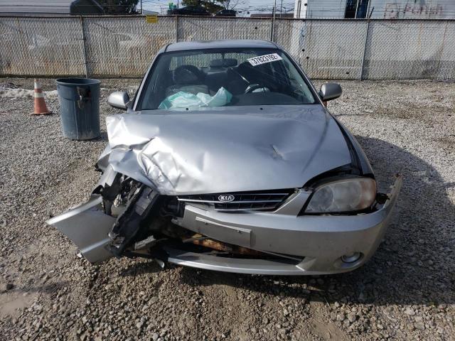 Photo 9 from auction – 2002 KIA SPECTRA with VIN KNAFB121825175597