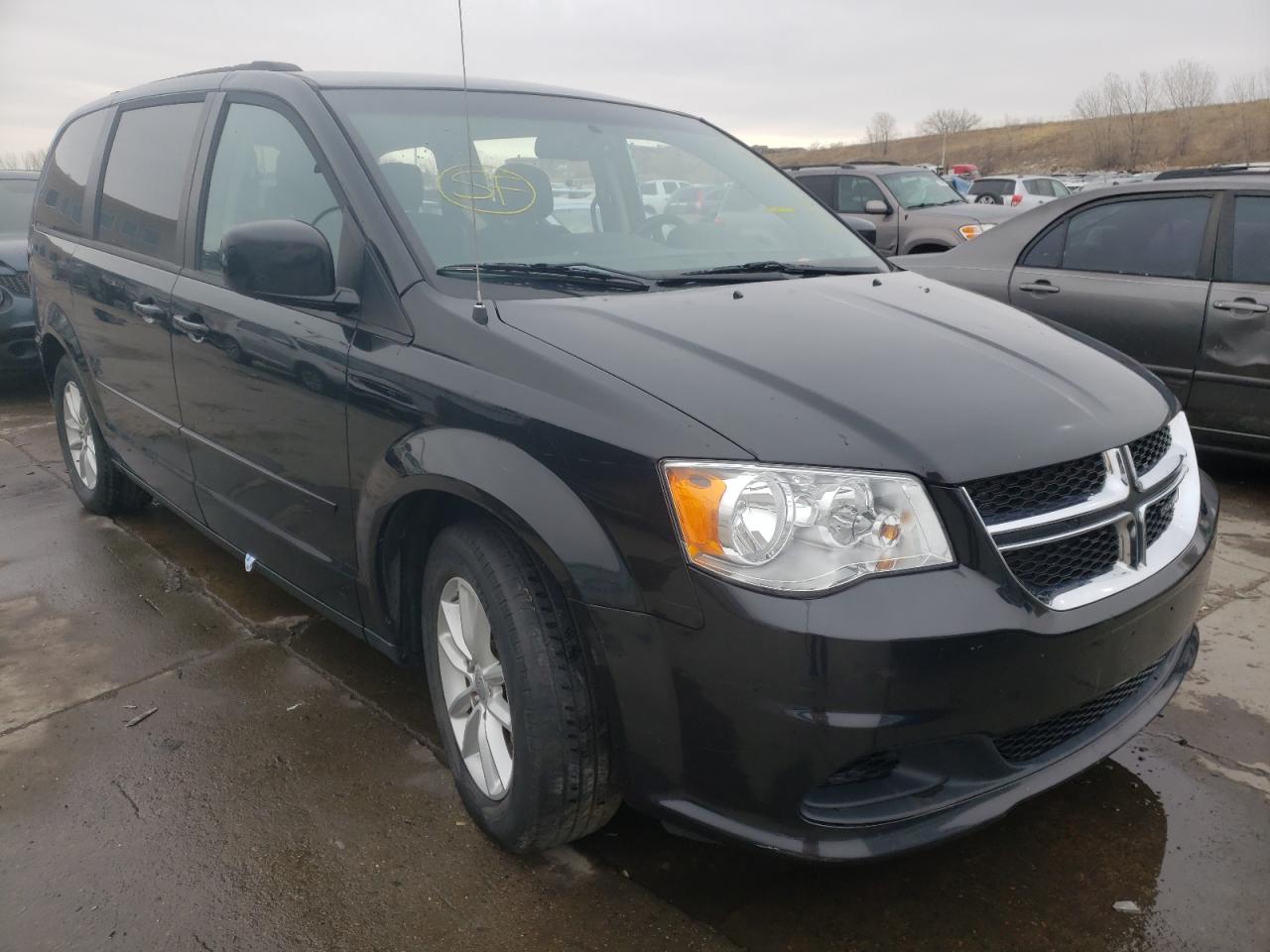 DODGE GRAND CARA 2015 z numerem VIN 2C4RDGCG4FR632334 - Zdjęcie z aukcji