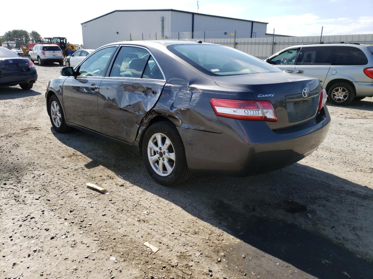 Photo 3 from auction – 2011 TOYOTA CAMRY BASE with VIN 4T1BF3EK0BU648772