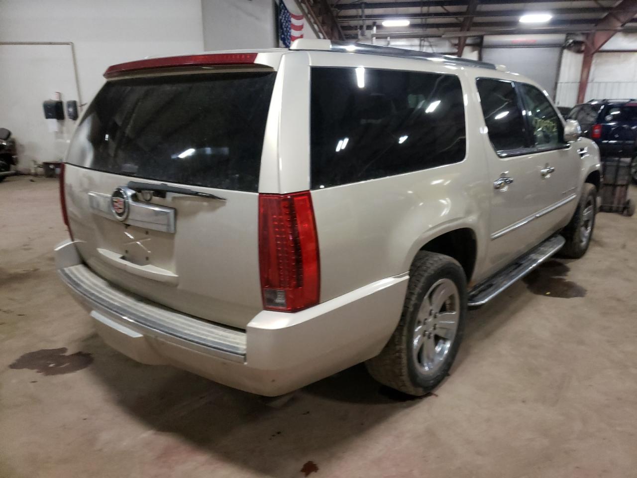 Photo 4 from auction – 2007 CADILLAC ESCALADE E with VIN 1GYFK66877R322199