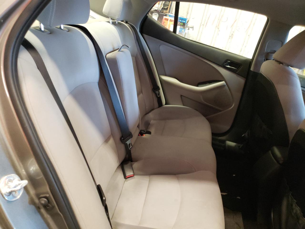 Photo 6 from auction – 2014 KIA OPTIMA LX with VIN 5XXGM4A73EG263692