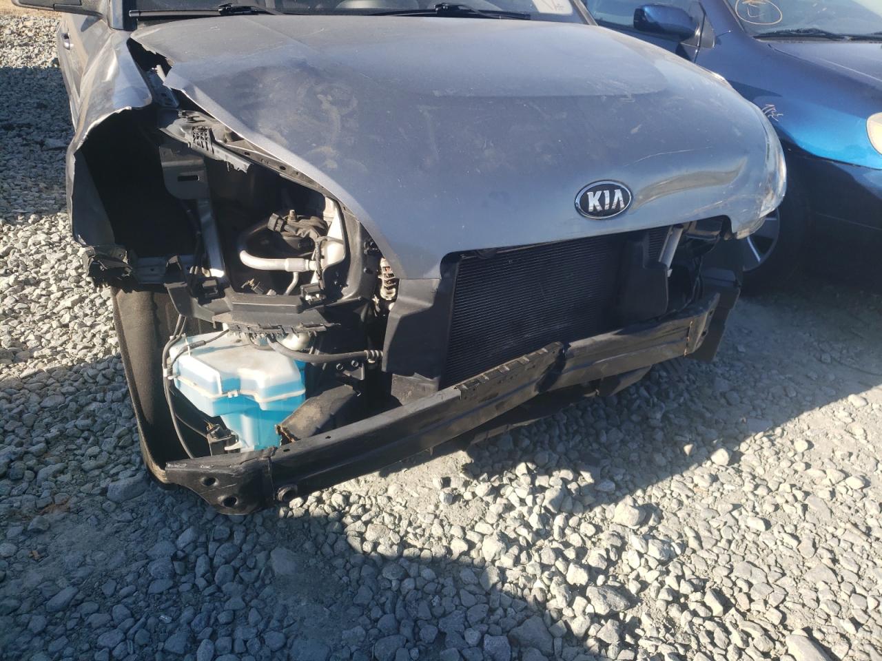 Photo 9 from auction – 2013 KIA SOUL with VIN KNDJT2A5XD7624936