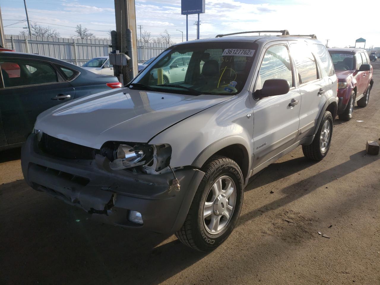 Photo 2 from auction – 2002 FORD ESCAPE XLT with VIN 1FMYU04122KD49349