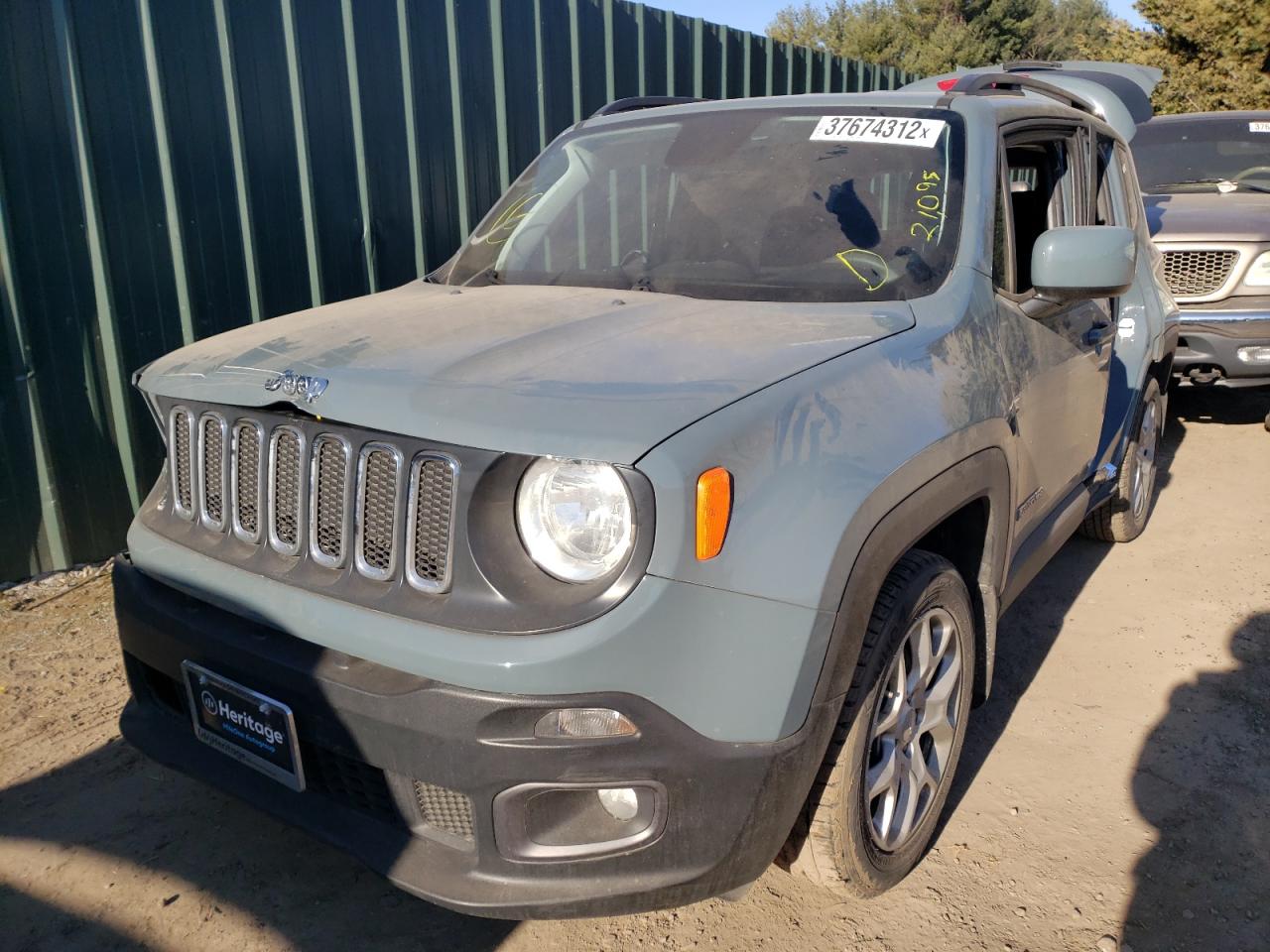 Photo 2 from auction – 2018 JEEP RENEGADE L with VIN ZACCJABB8JPJ37761