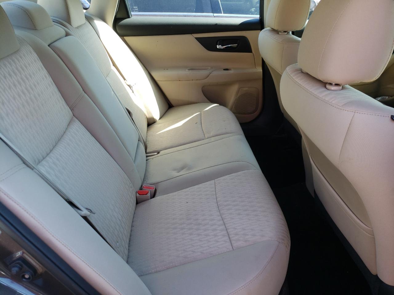 Photo 6 from auction – 2017 NISSAN ALTIMA 2.5 with VIN 1N4AL3AP5HN307614