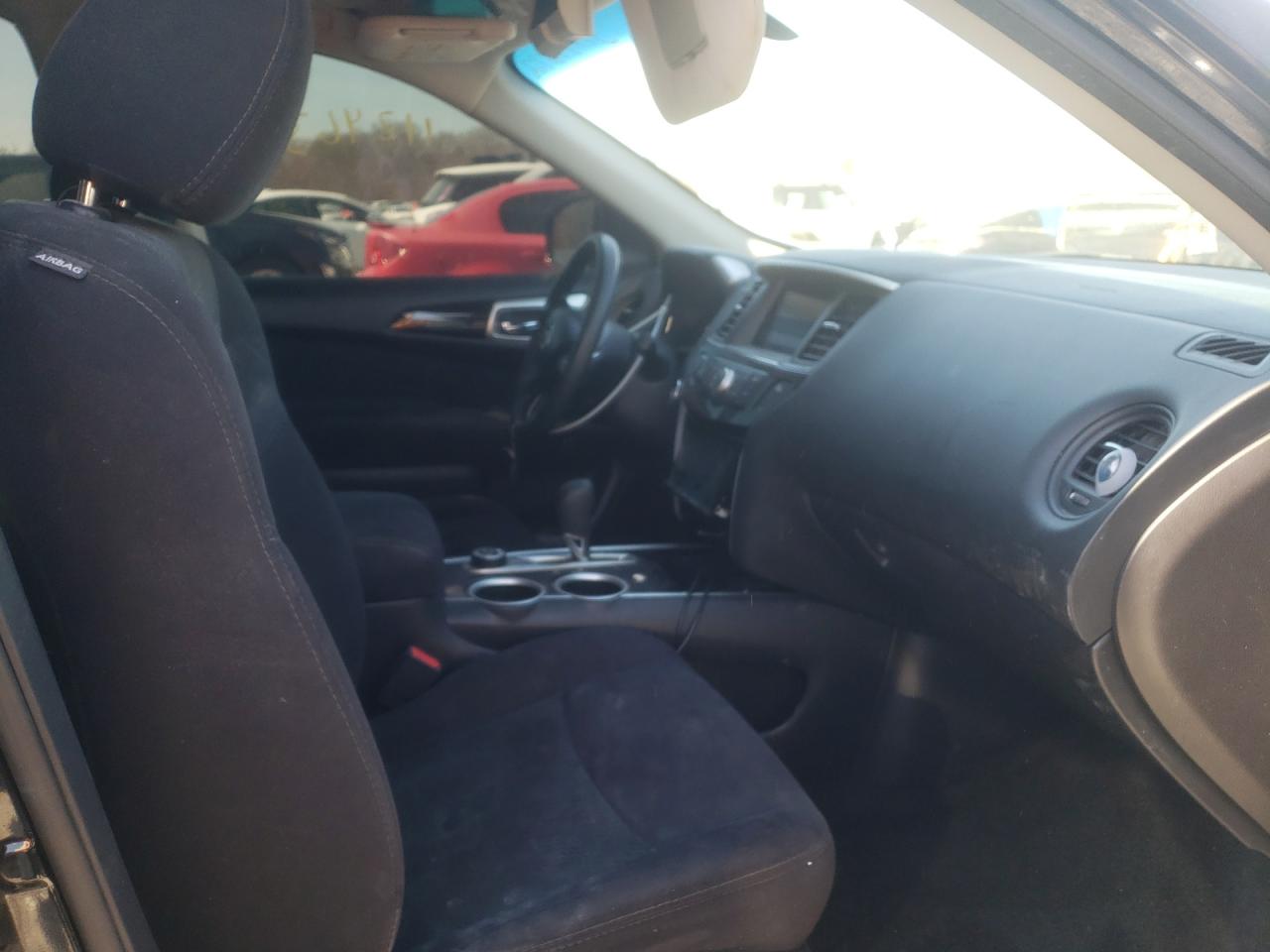 Photo 5 from auction – 2015 NISSAN PATHFINDER with VIN 5N1AR2MM8FC685080