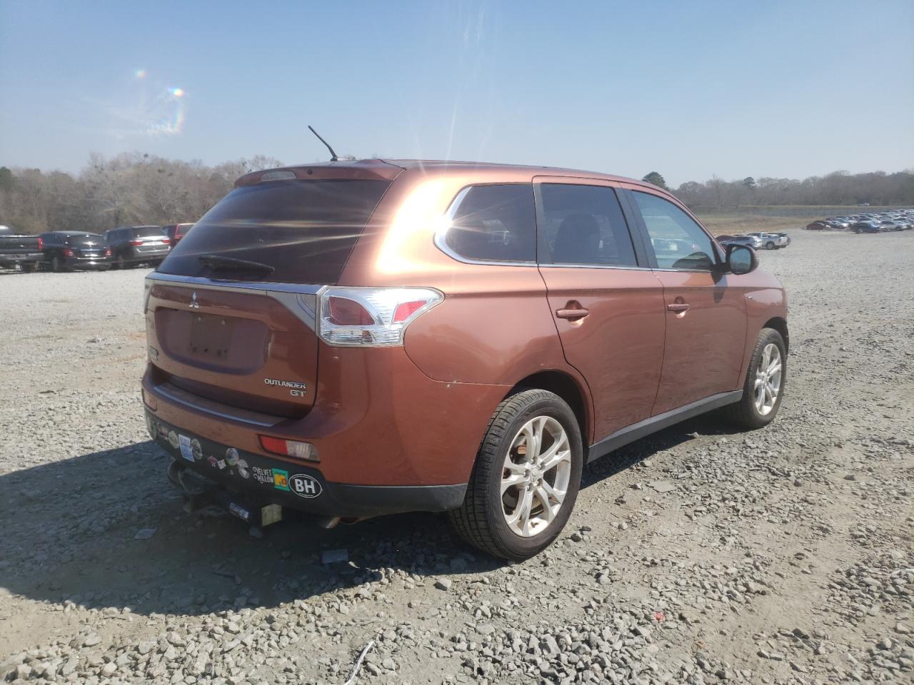 Photo 4 from auction – 2014 MITSUBISHI OUTLANDER with VIN JA4JZ4AX7EZ003133