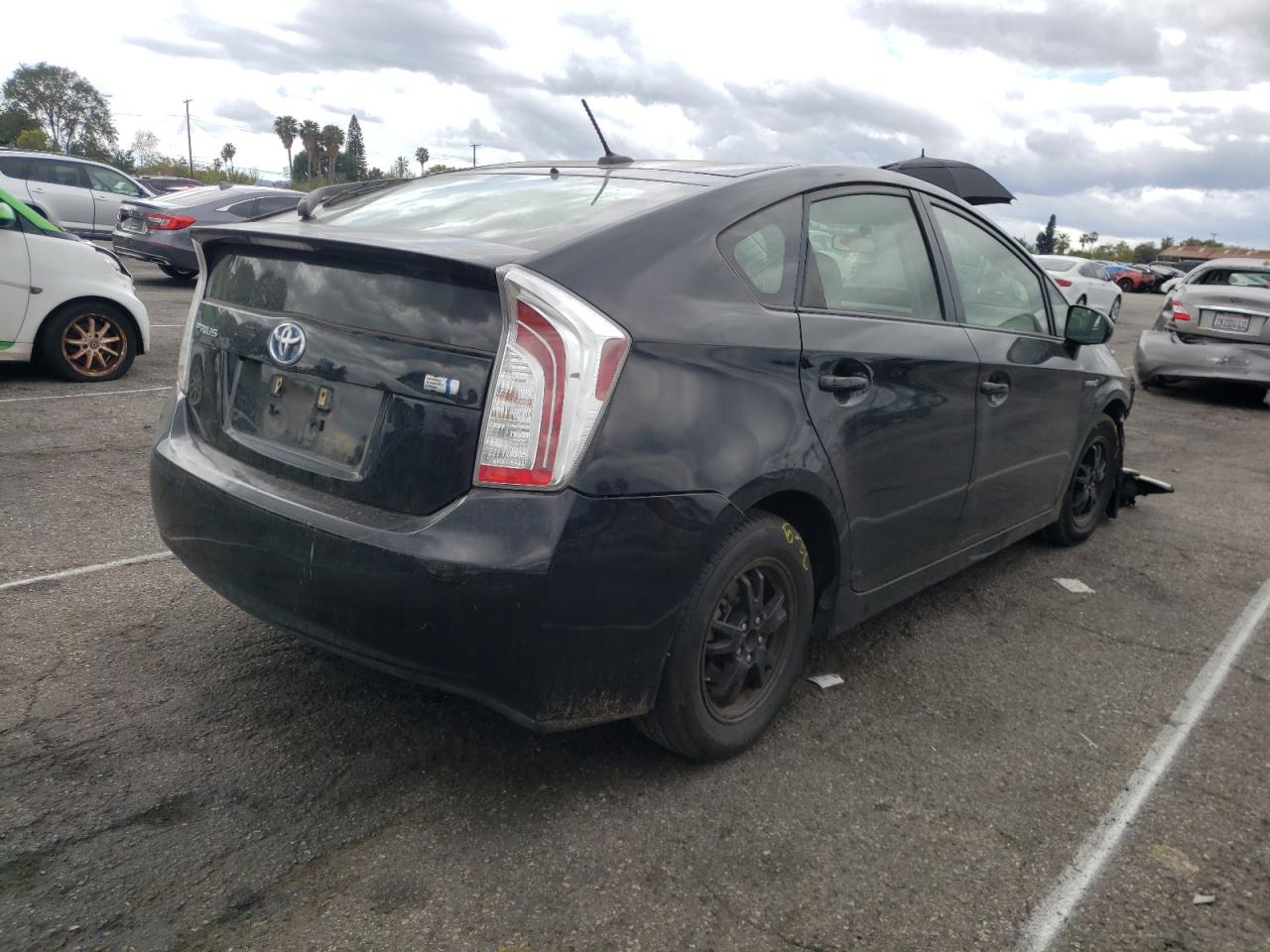 Photo 4 from auction – 2012 TOYOTA PRIUS with VIN JTDKN3DU9C5444543