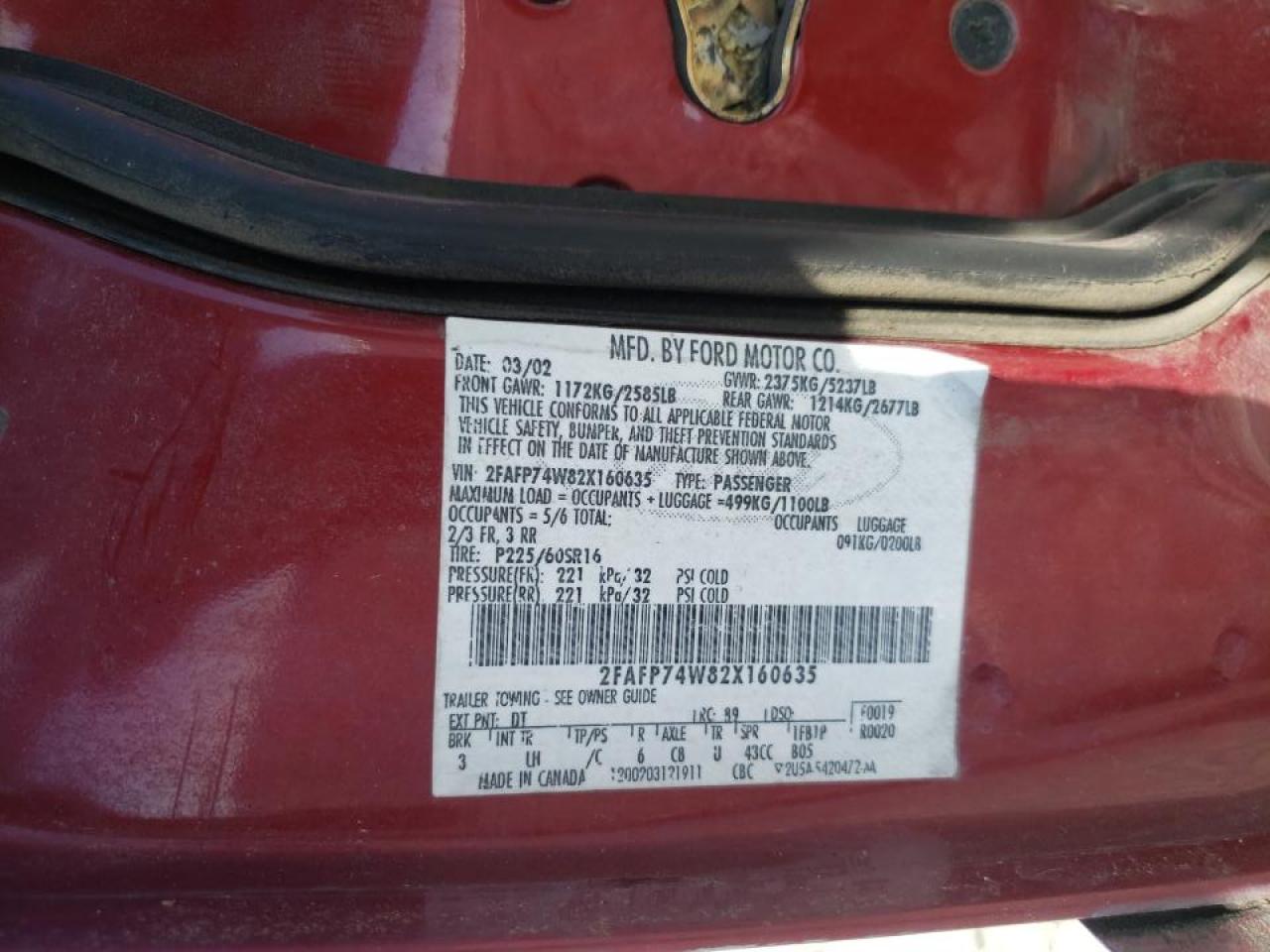 Photo 10 from auction – 2002 FORD CROWN VICT with VIN 2FAFP74W82X160635