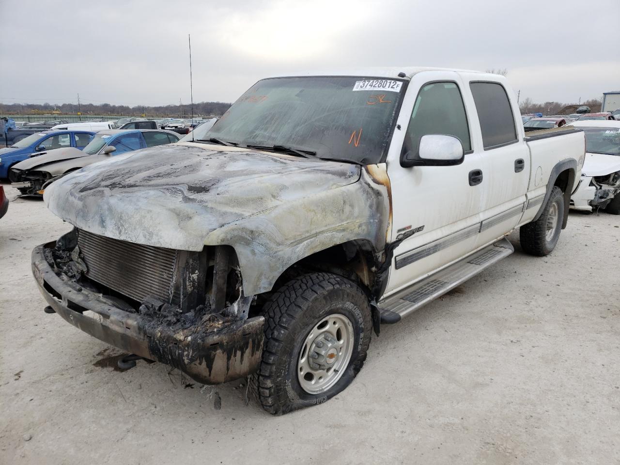 Photo 2 from auction – 2002 CHEVROLET SILVERADO with VIN 1GCHK23122F154867