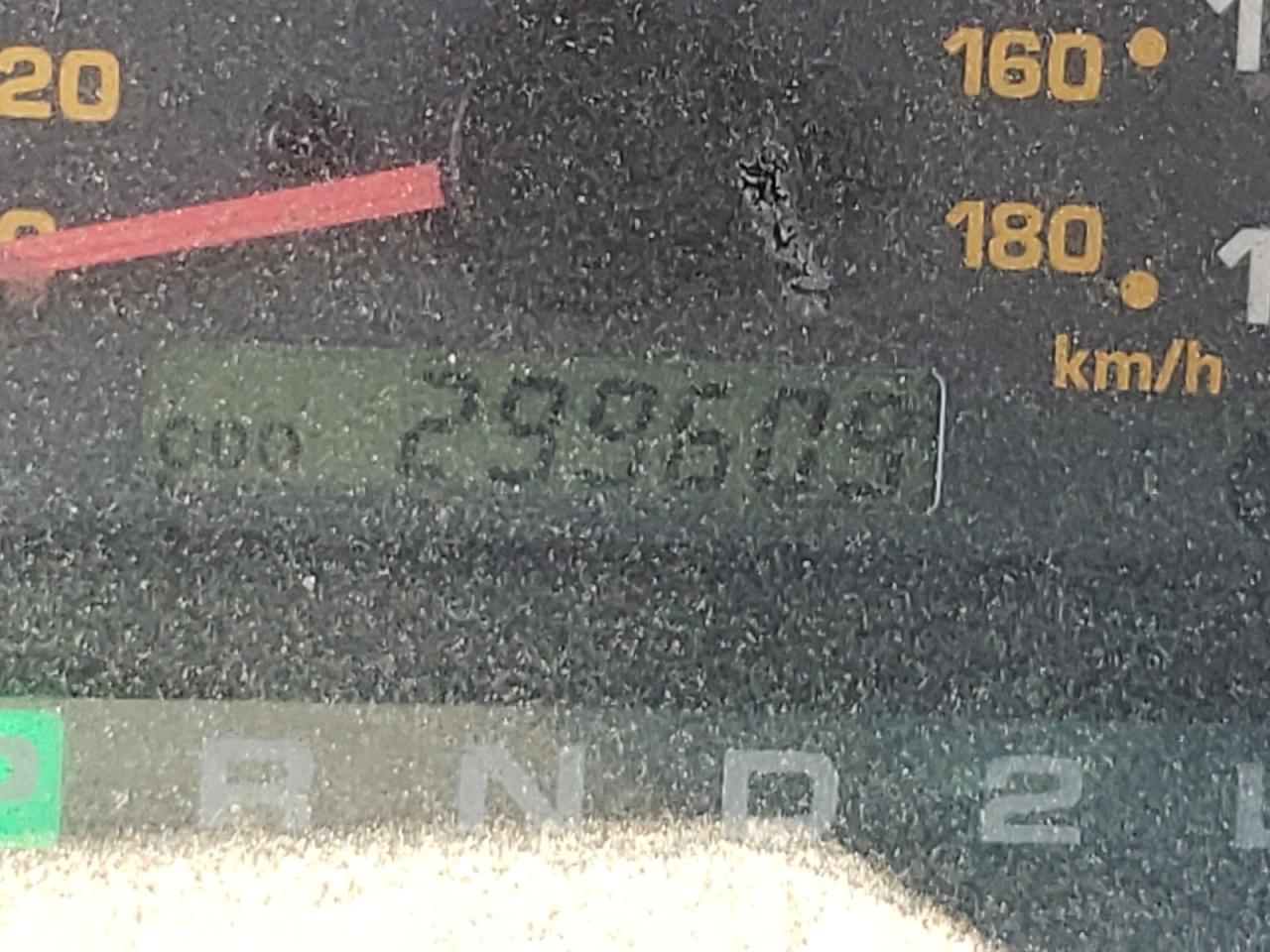 Photo 8 from auction – 2000 TOYOTA 4RUNNER SR with VIN JT3GN86R2Y0147893