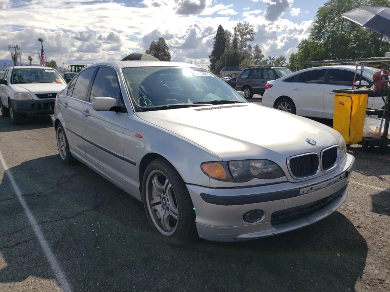 BMW 330 I 2001 with VIN WBAAV534X1FJ66930 - Photo from auction