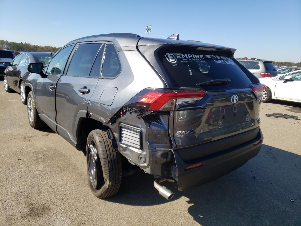 Photo 3 from auction – 2021 TOYOTA RAV4 LE with VIN 2T3F1RFV1MC191378