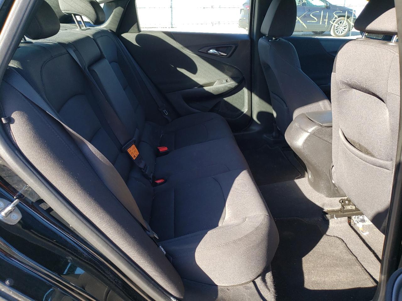 Photo 6 from auction – 2017 CHEVROLET MALIBU LS with VIN 1G1ZC5ST2HF264678