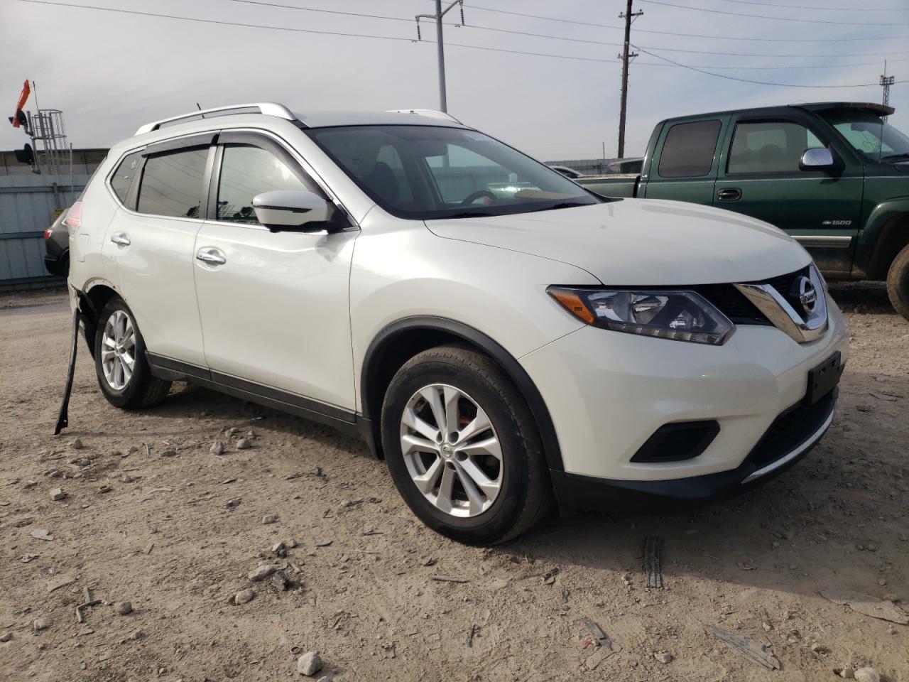 NISSAN ROGUE S 2016 with VIN KNMAT2MV9GP720346 - Photo from auction