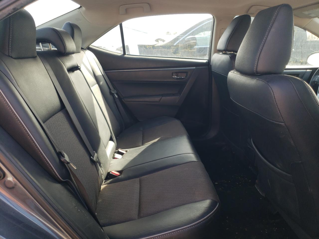 Photo 6 from auction – 2015 TOYOTA COROLLA L with VIN 2T1BURHE0FC346470