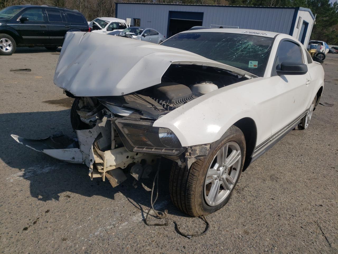 Photo 2 from auction – 2011 FORD MUSTANG with VIN 1ZVBP8AM3B5115652