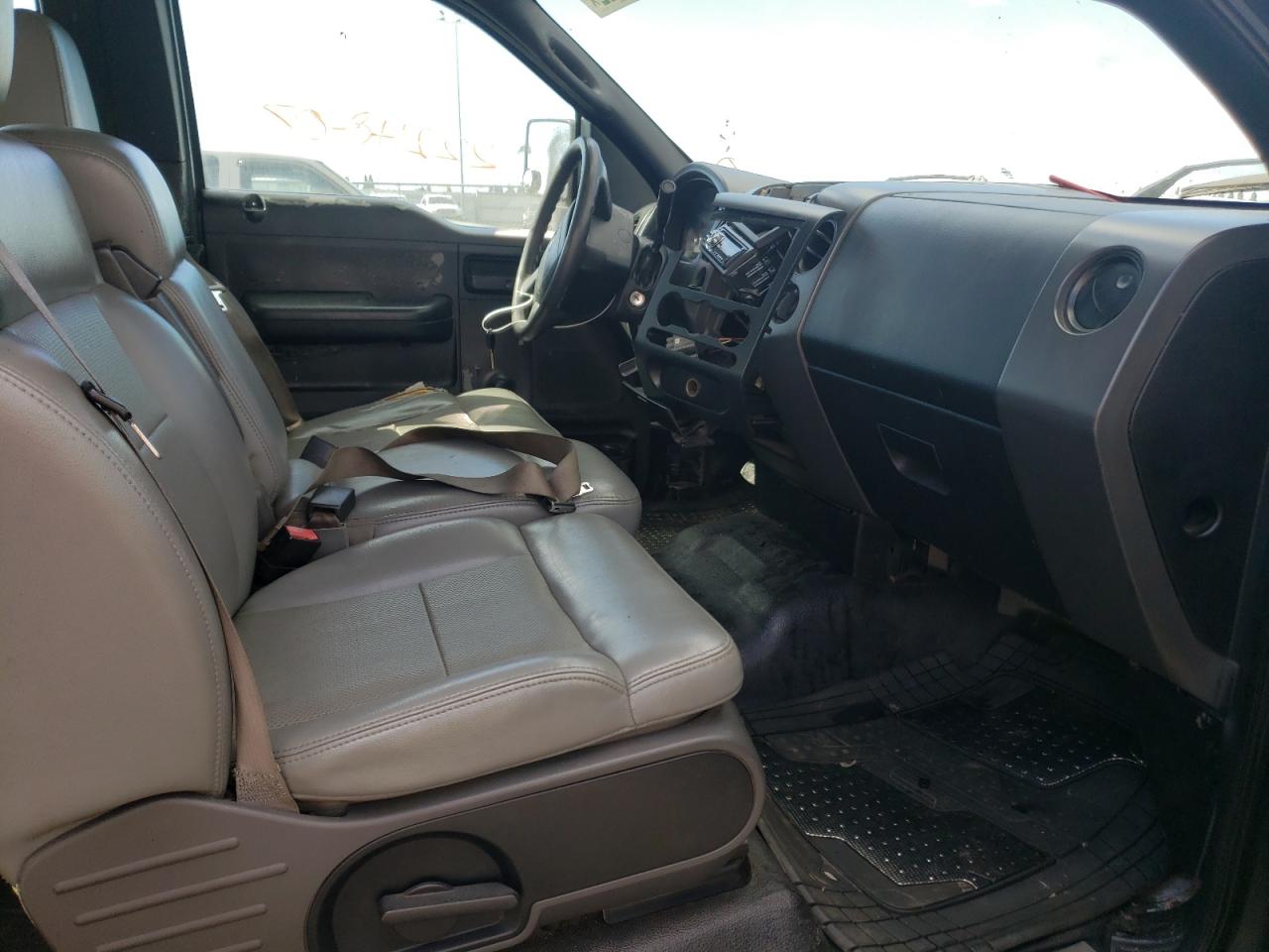 Photo 5 from auction – 2007 FORD F150 with VIN 1FTRX12W37FA37626