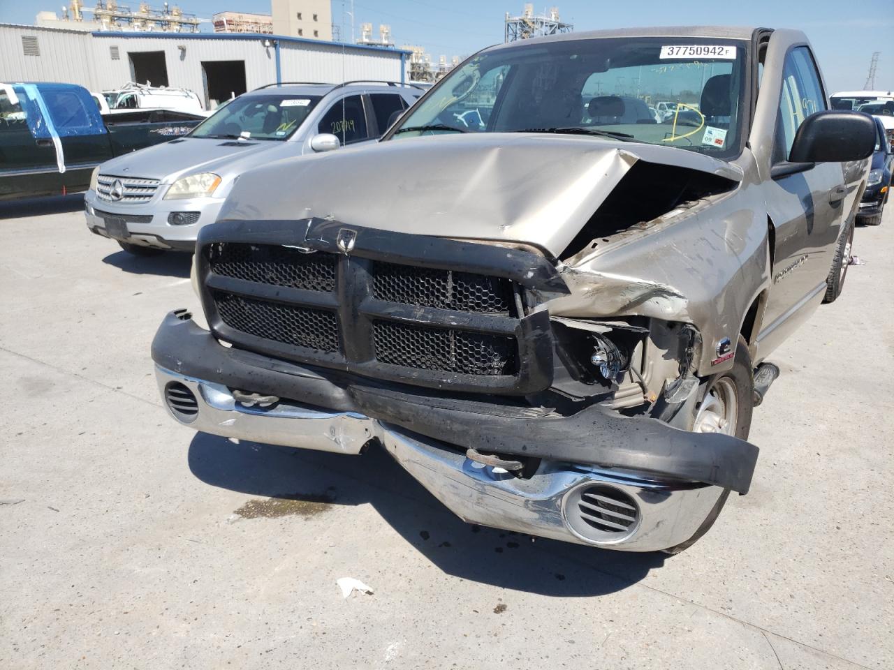 Photo 9 from auction – 2004 DODGE RAM 2500 S with VIN 3D7KA28C24G120809