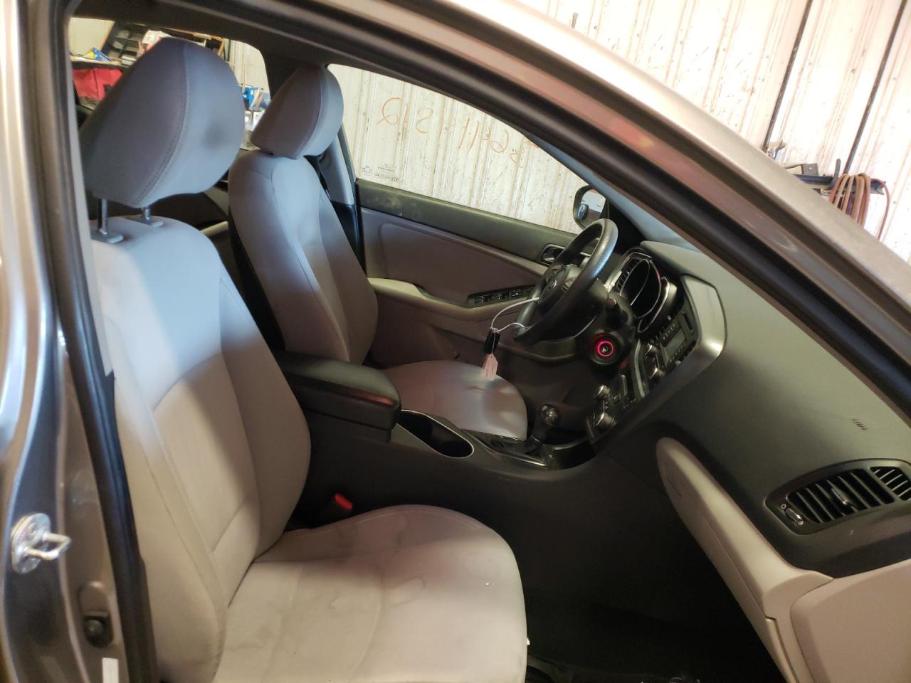 Photo 5 from auction – 2014 KIA OPTIMA LX with VIN 5XXGM4A73EG263692