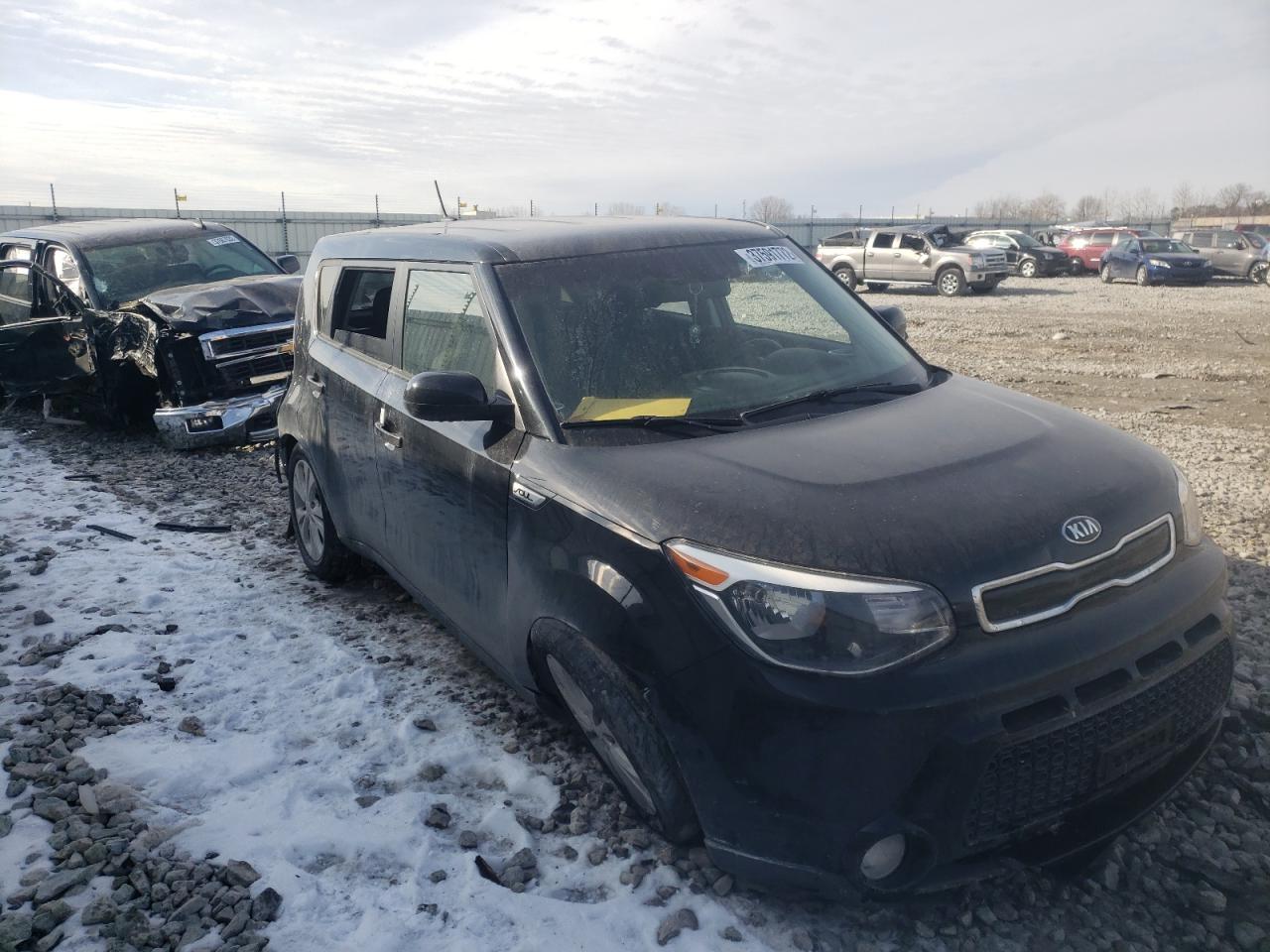 KIA SOUL + 2016 with VIN KNDJP3A51G7302281 - Photo from auction