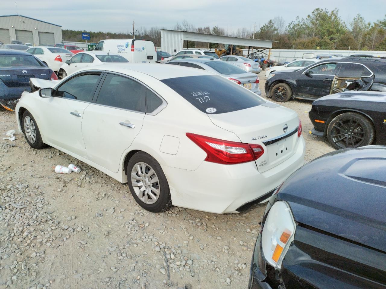 Photo 3 from auction – 2016 NISSAN ALTIMA 2.5 with VIN 1N4AL3AP5GC259946