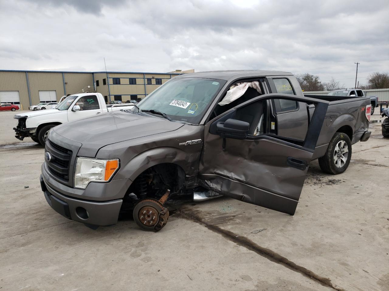 Photo 9 from auction – 2013 FORD F150 SUPER with VIN 1FTFX1CFXDFA37197