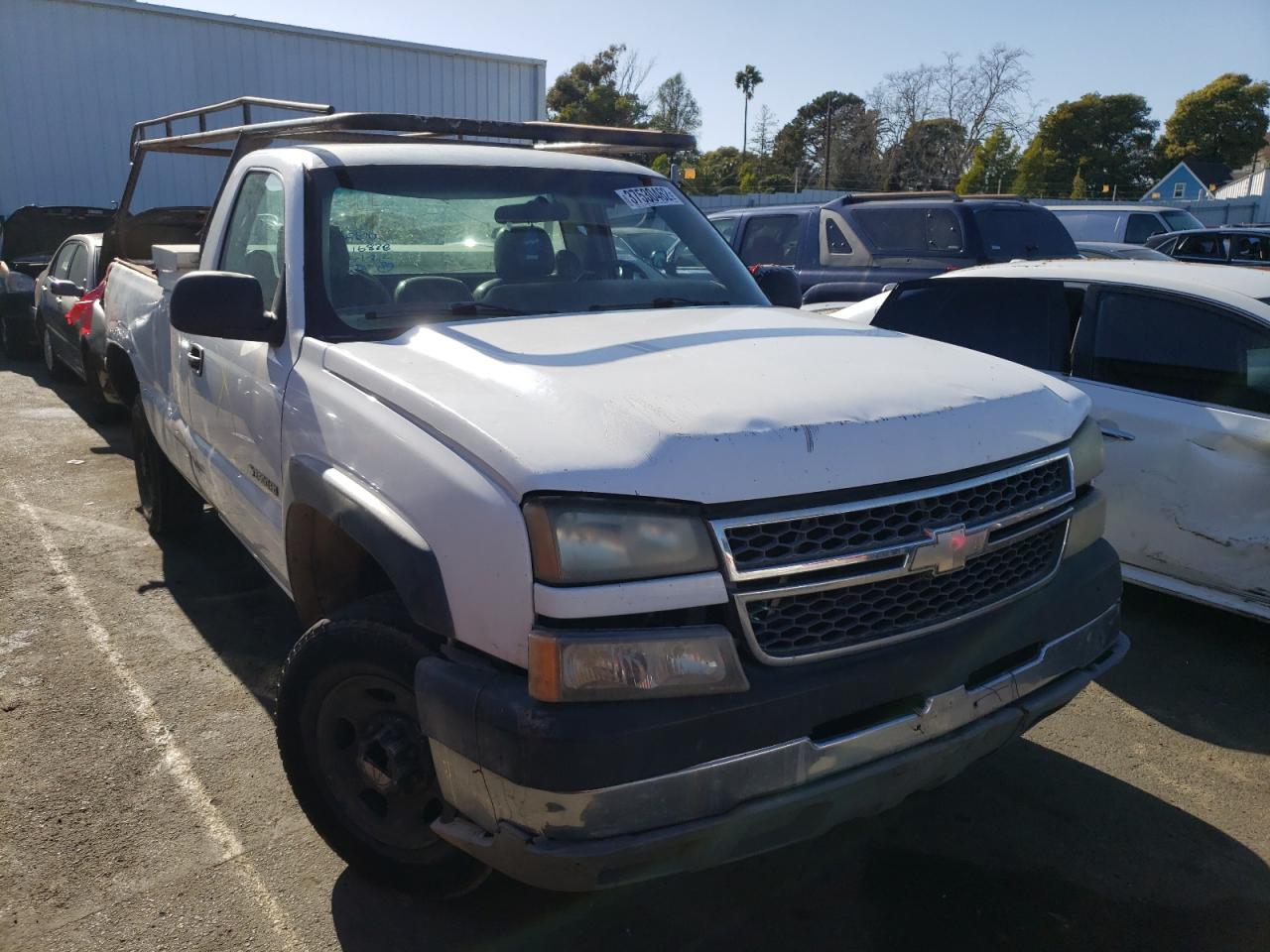 CHEVROLET SILVERADO 2005 with VIN 1GCHC24U35E293647 - Photo from auction
