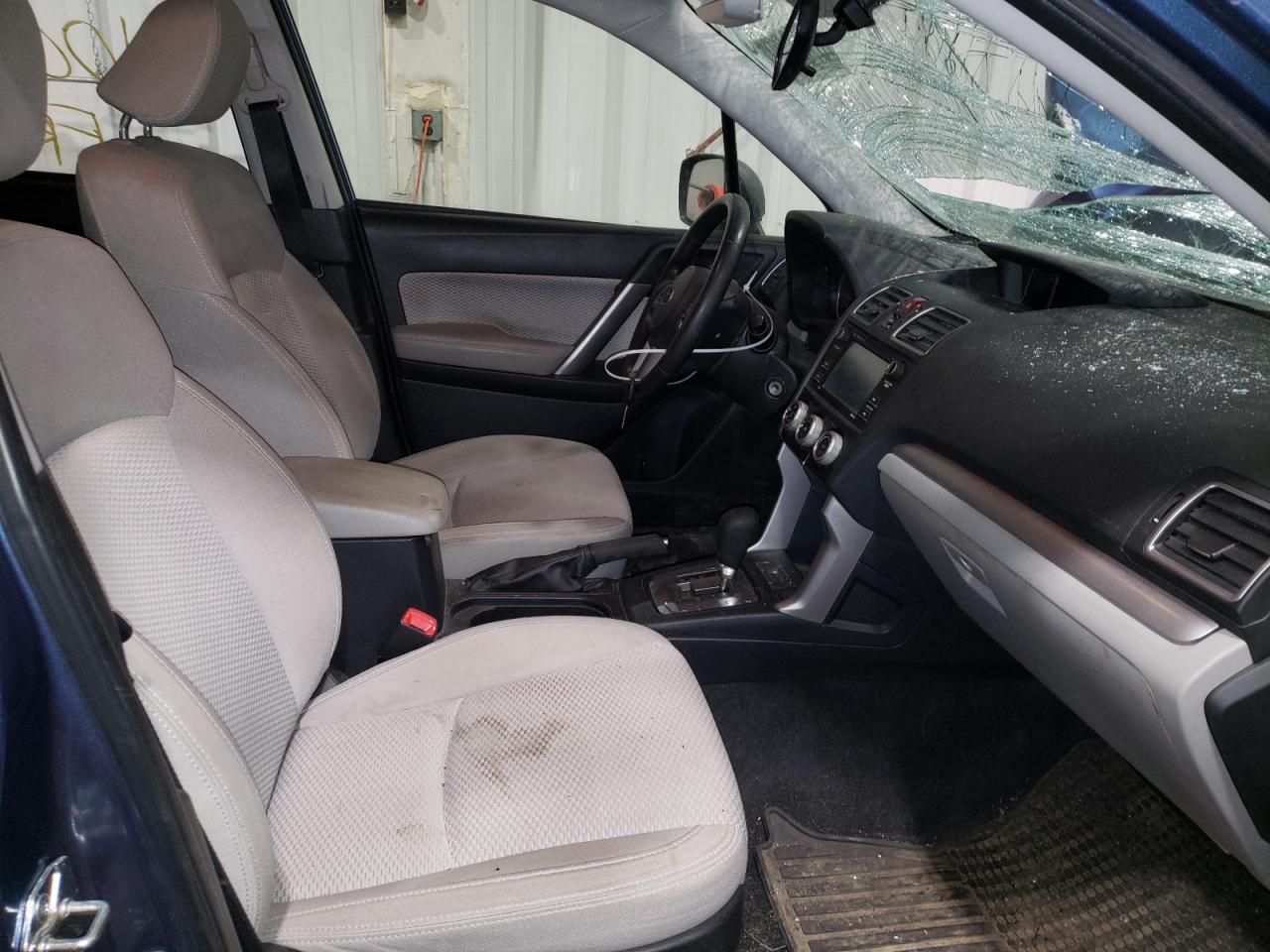 Photo 5 from auction – 2017 SUBARU FORESTER 2 with VIN JF2SJABC1HH419895