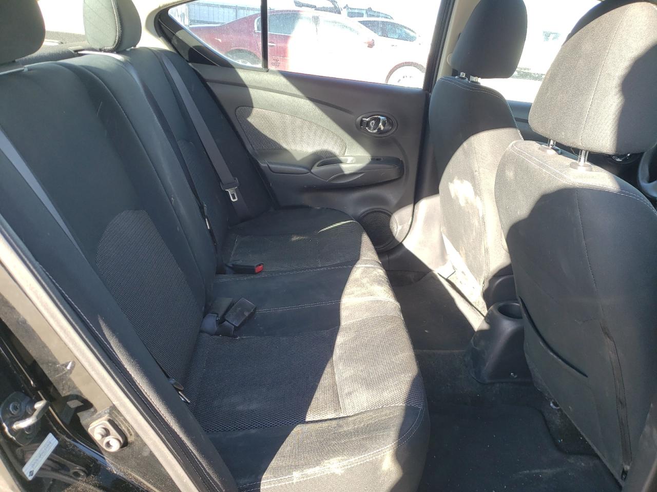 Photo 6 from auction – 2016 NISSAN VERSA S with VIN 3N1CN7AP3GL870974