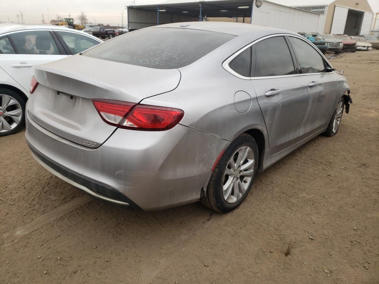 Photo 4 from auction – 2015 CHRYSLER 200 LIMITE with VIN 1C3CCCAB0FN701241