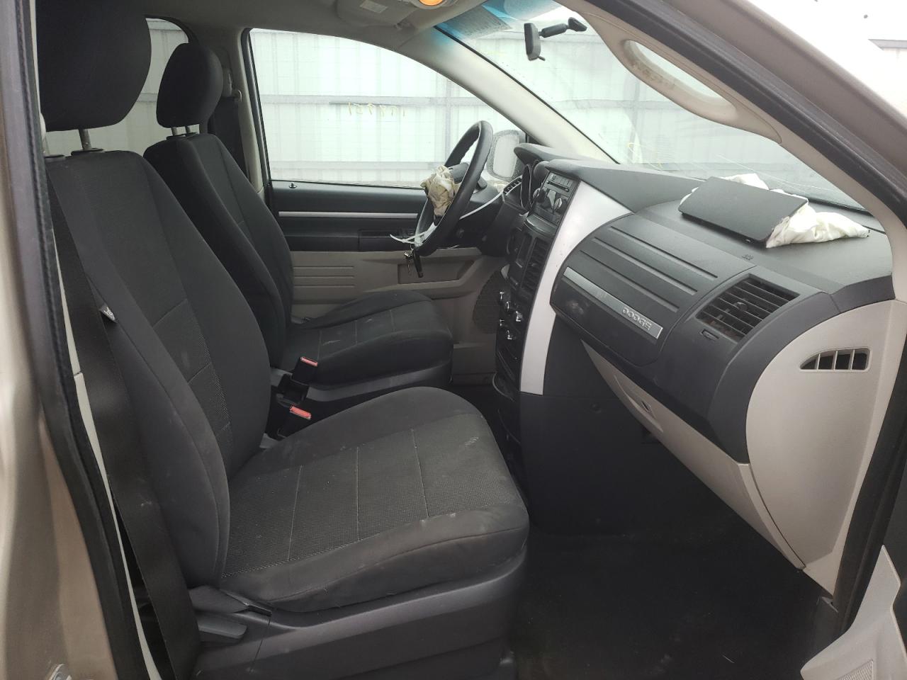 Photo 5 from auction – 2009 DODGE GRAND CARA with VIN 2D8HN44E19R644936