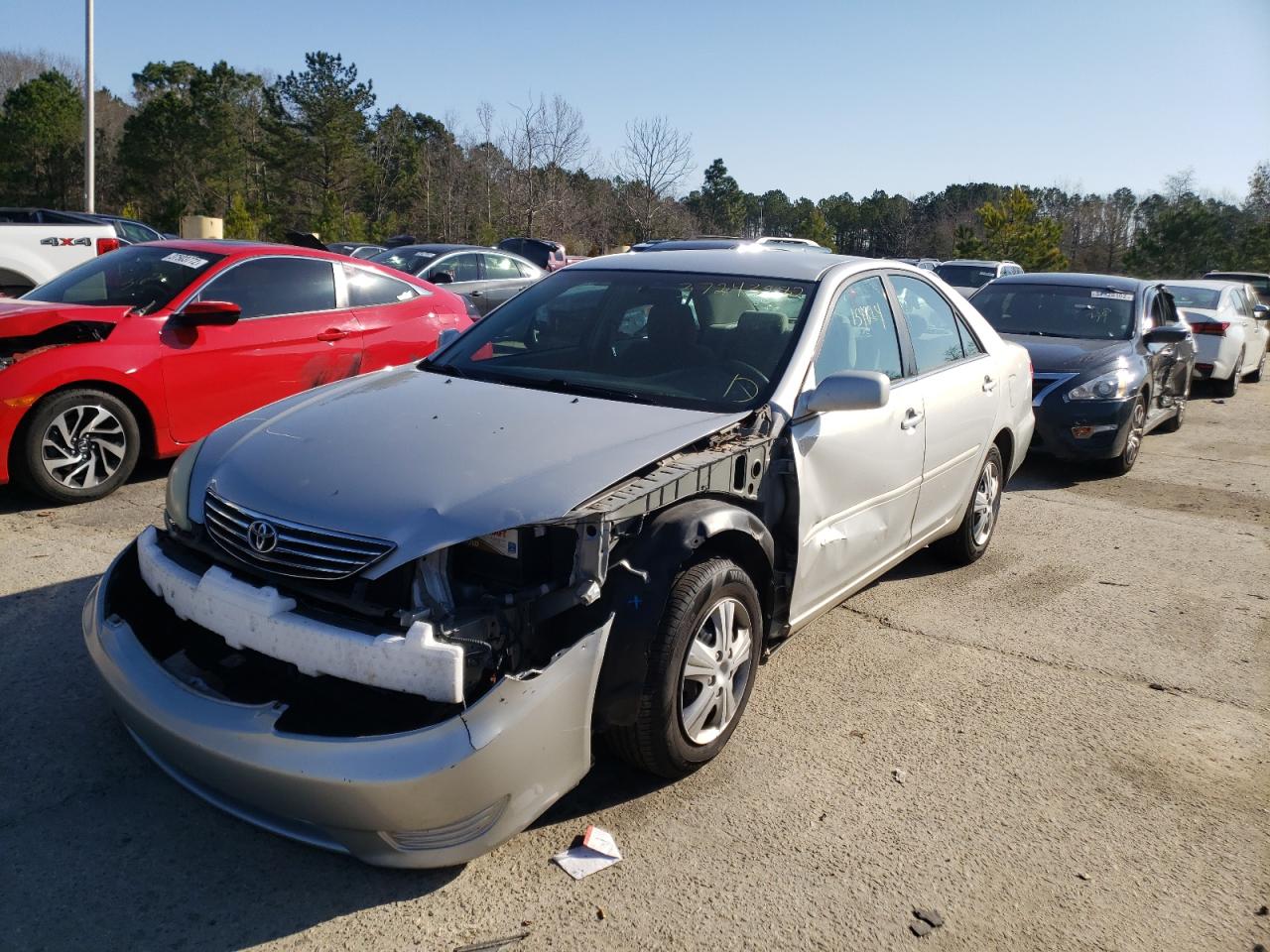 Photo 2 from auction – 2005 TOYOTA CAMRY LE with VIN 4T1BE32K05U554841