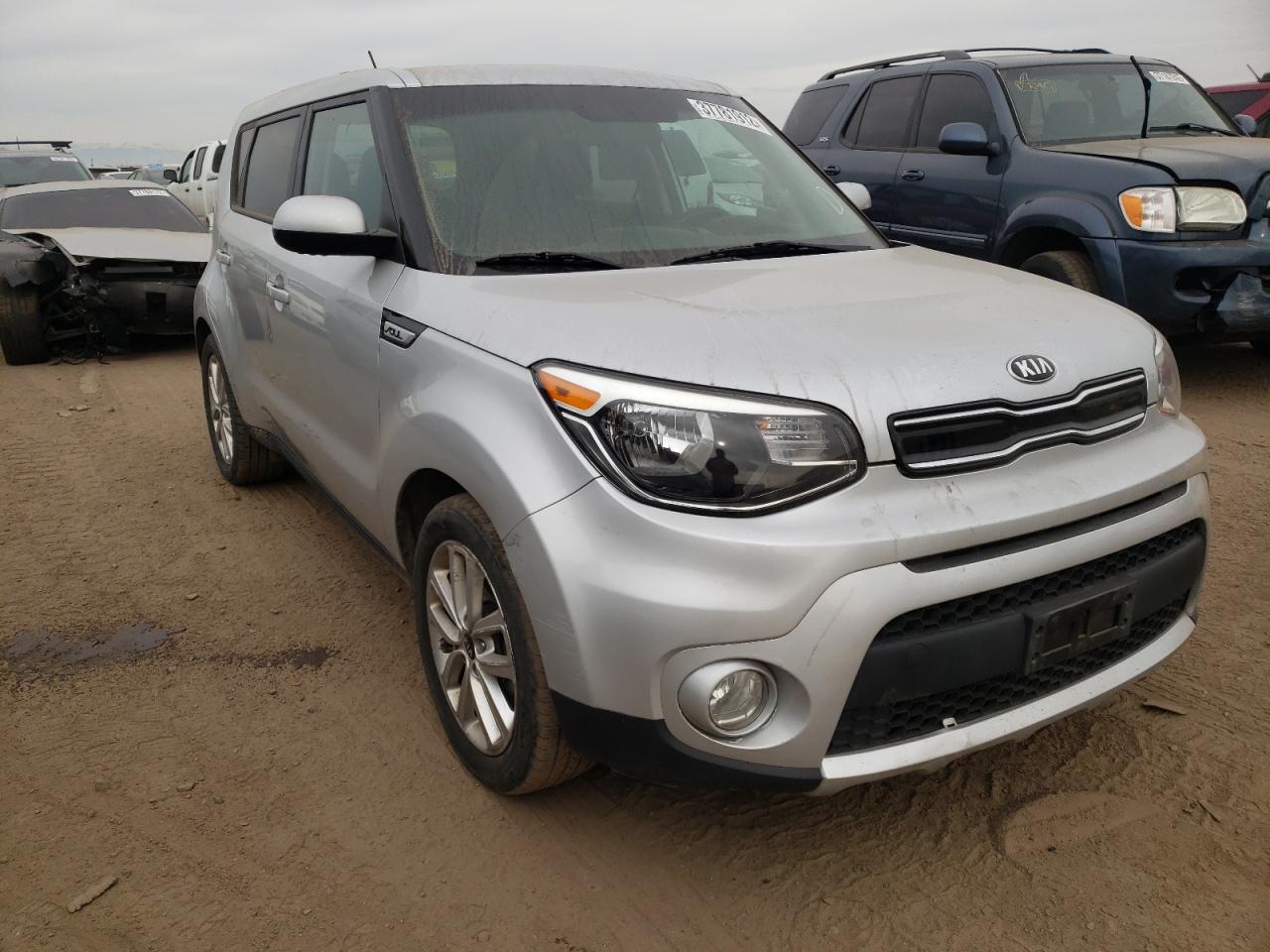 KIA SOUL + 2017 con VIN KNDJP3A56H7441307 - Foto de la subasta