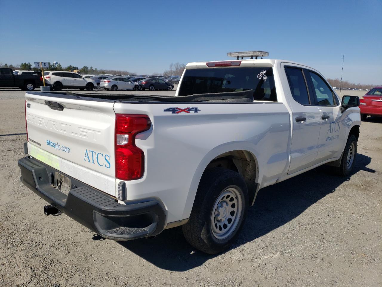 Photo 4 from auction – 2019 CHEVROLET SILVERADO with VIN 1GCRYAEH1KZ273547