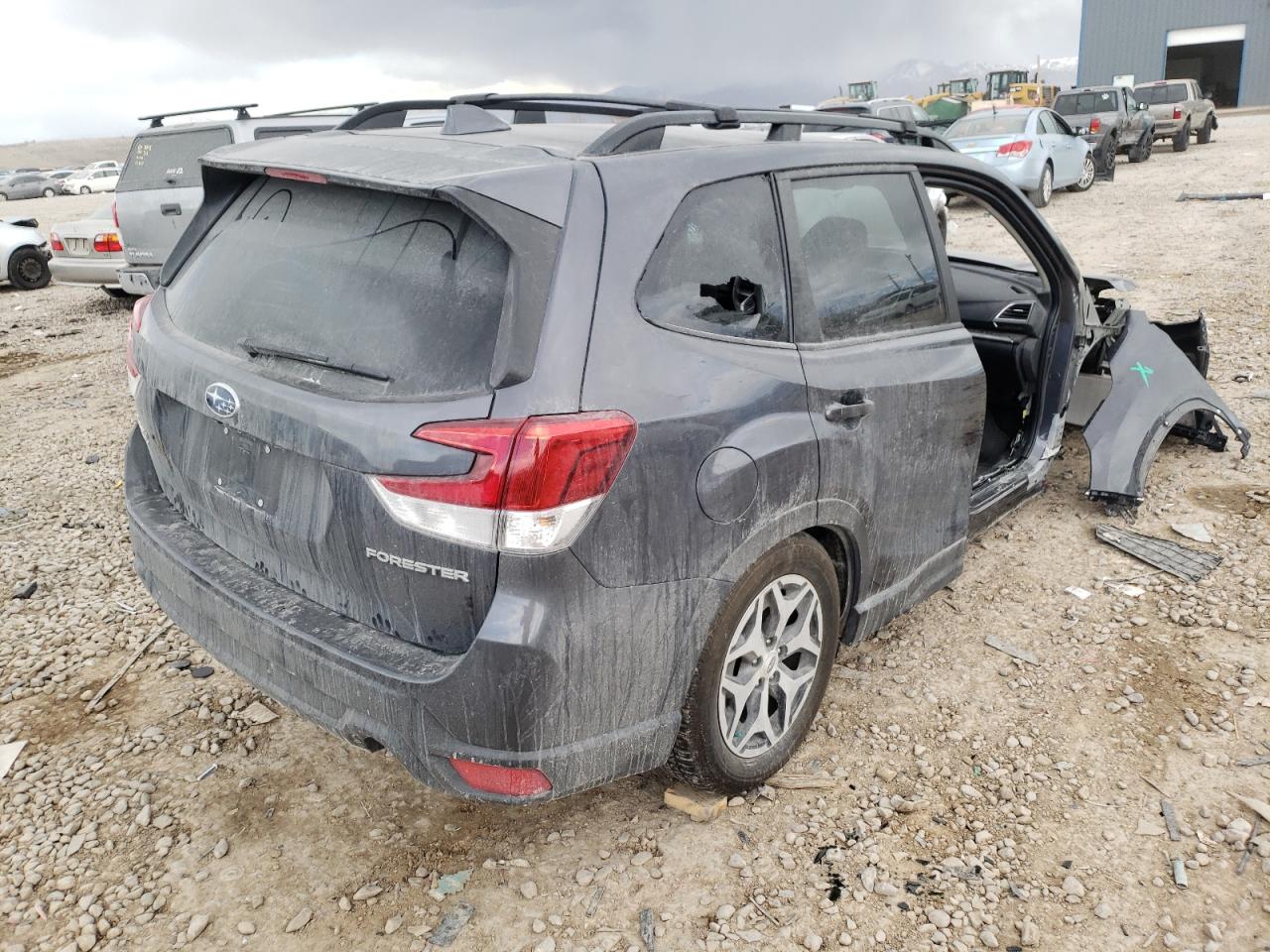 Photo 4 from auction – 2020 SUBARU FORESTER P with VIN JF2SKAGC9LH480992