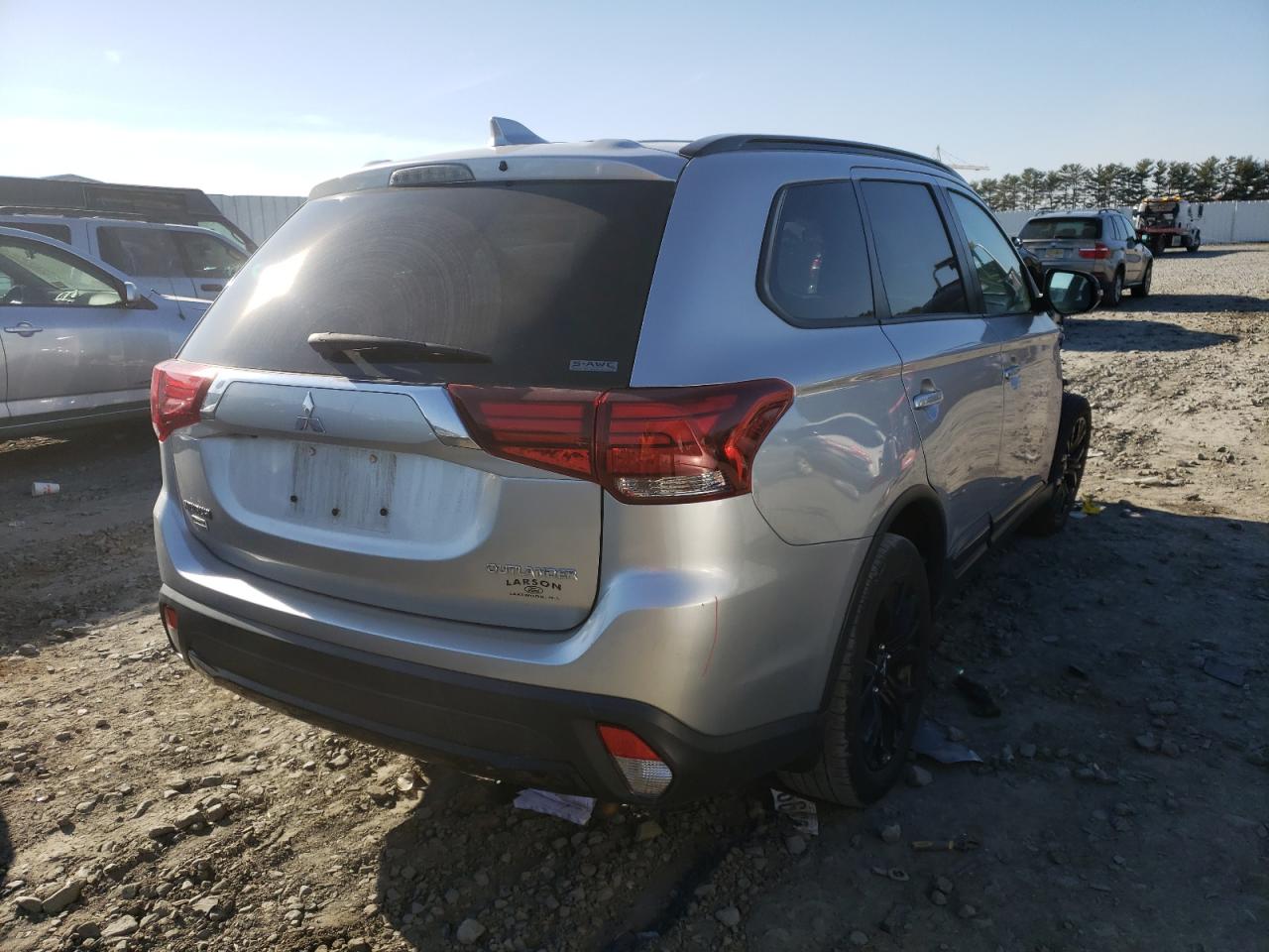 Photo 4 from auction – 2018 MITSUBISHI OUTLANDER with VIN JA4AZ3A37JZ020063