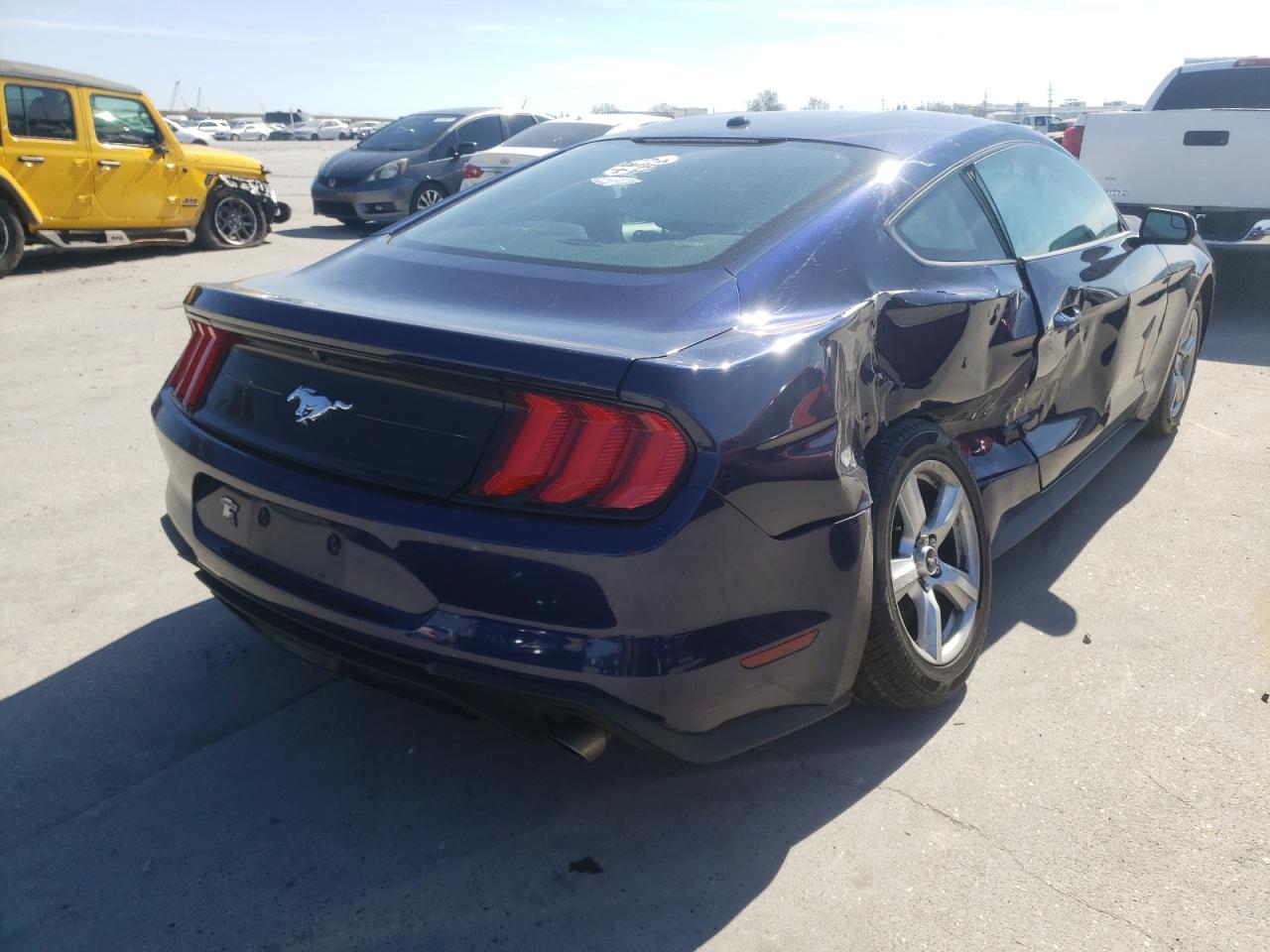 Photo 4 from auction – 2019 FORD MUSTANG with VIN 1FA6P8TH1K5116759