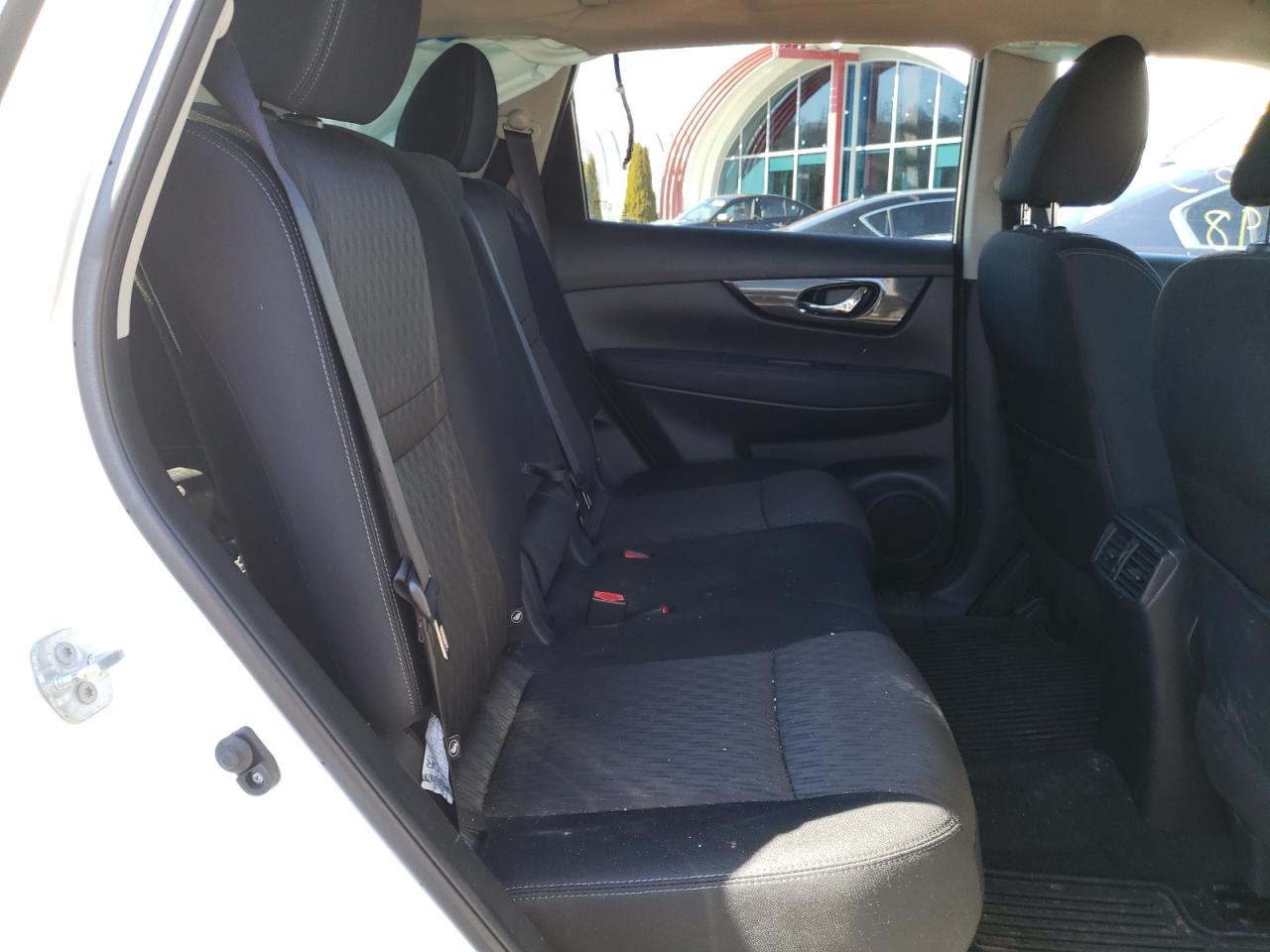 Photo 6 from auction – 2017 NISSAN ROGUE S with VIN KNMAT2MV9HP563161