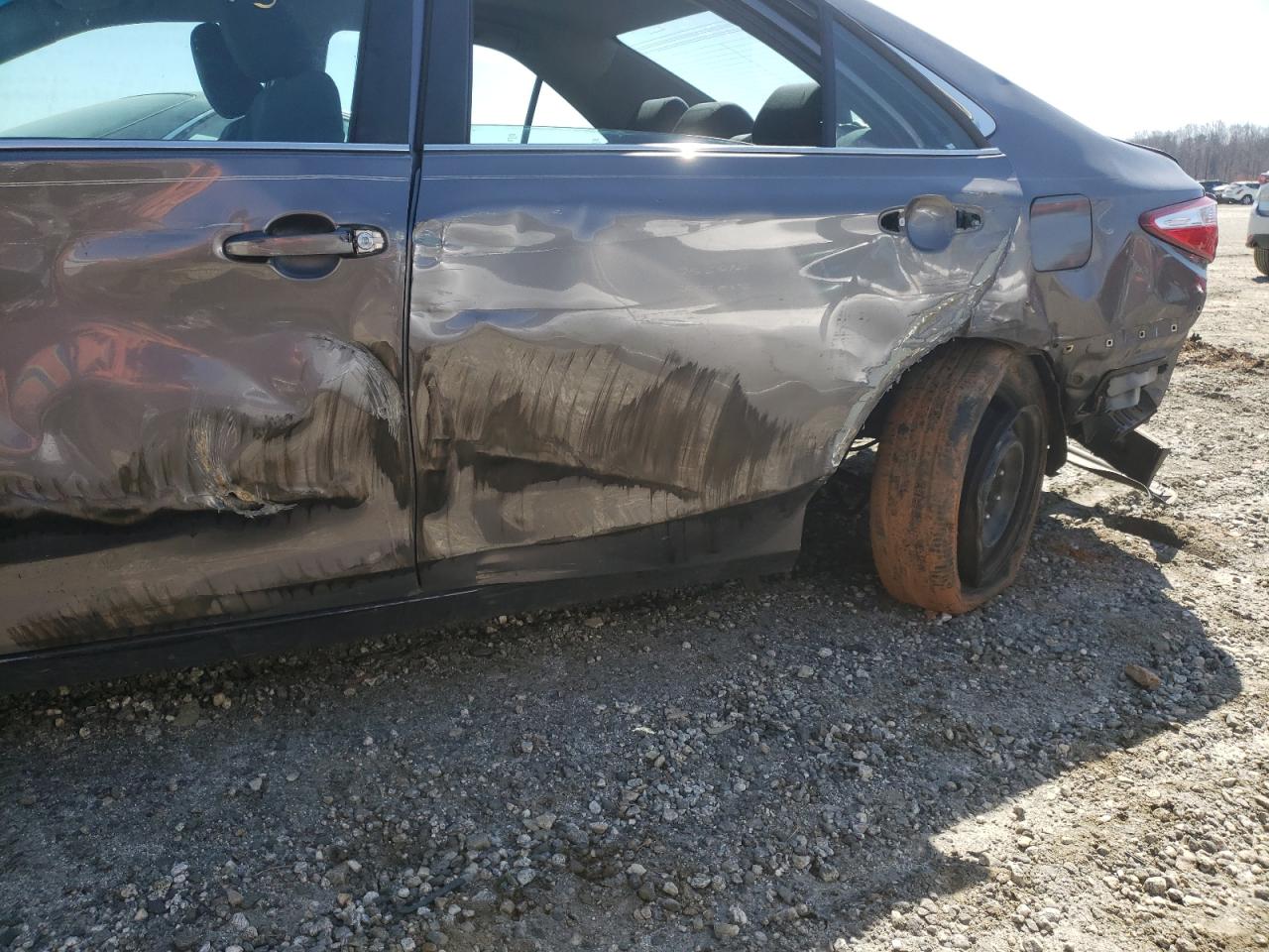 Photo 9 from auction – 2016 TOYOTA CAMRY LE with VIN 4T4BF1FK6GR567226