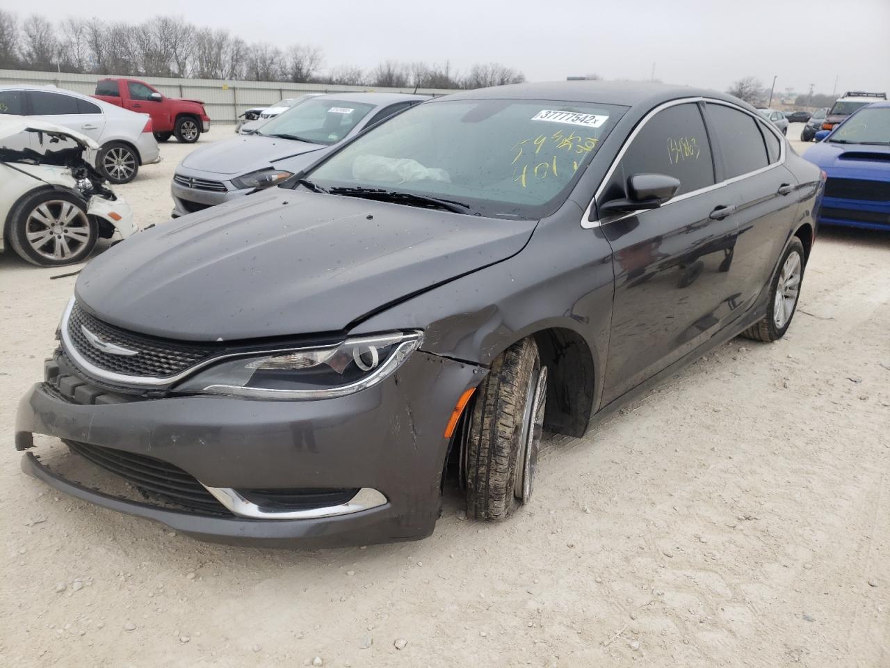 Photo 2 from auction – 2015 CHRYSLER 200 LIMITE with VIN 1C3CCCAB1FN595401
