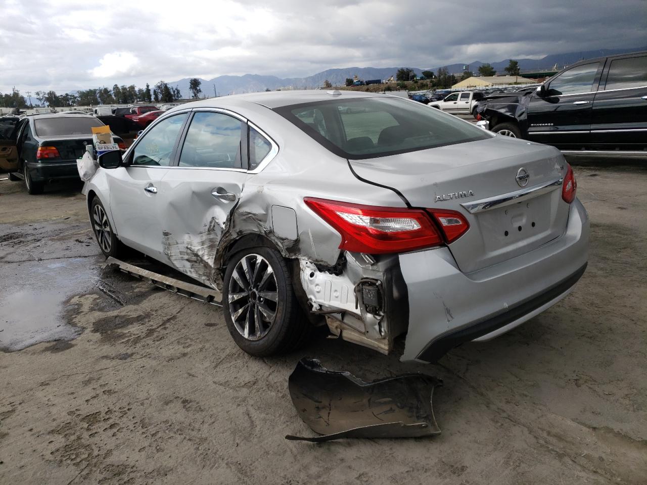 Photo 3 from auction – 2017 NISSAN ALTIMA 2.5 with VIN 1N4AL3AP7HC287071