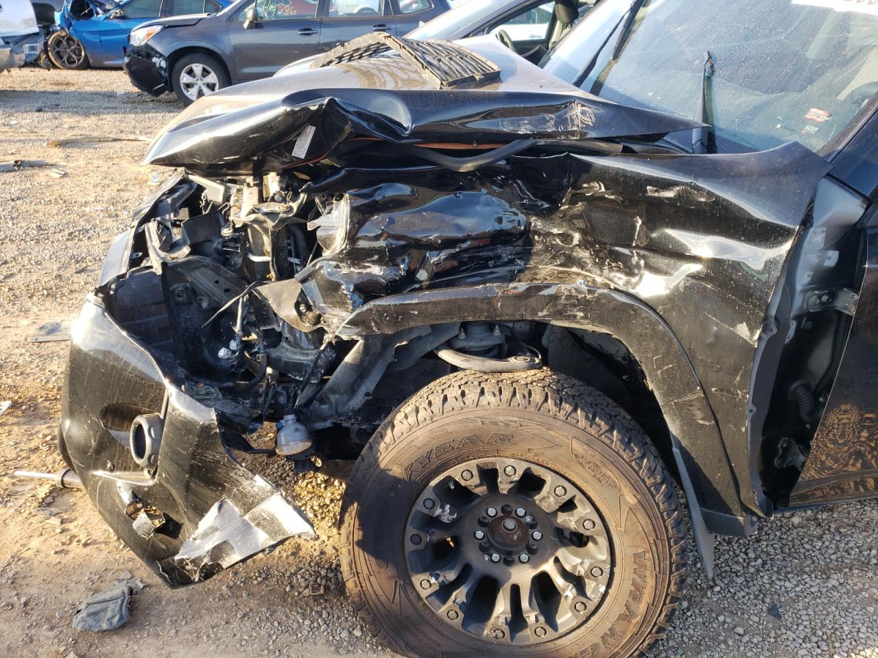 Photo 10 from auction – 2017 TOYOTA 4RUNNER SR with VIN JTEZU5JR2H5164477