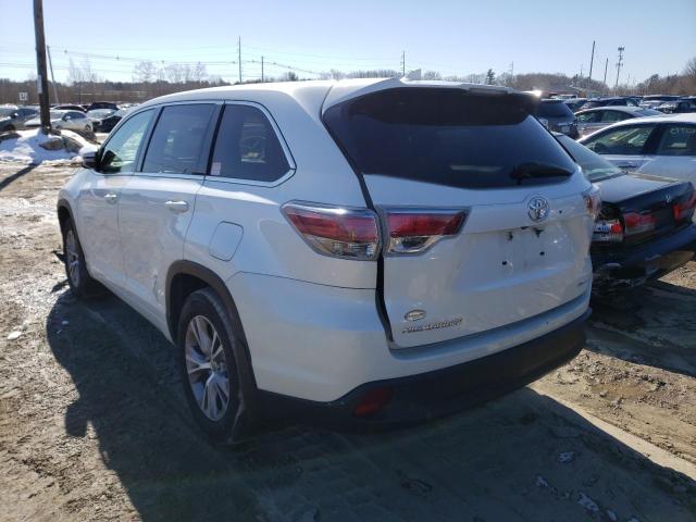 Photo 3 from auction – 2015 TOYOTA HIGHLANDER with VIN 5TDBKRFH7FS095909
